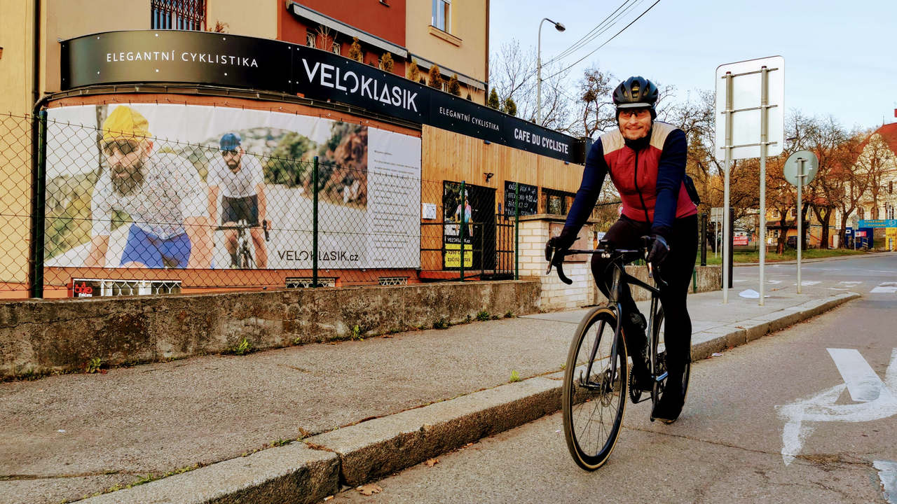 Patrik z VELOKLASIK jede cyklotoulku